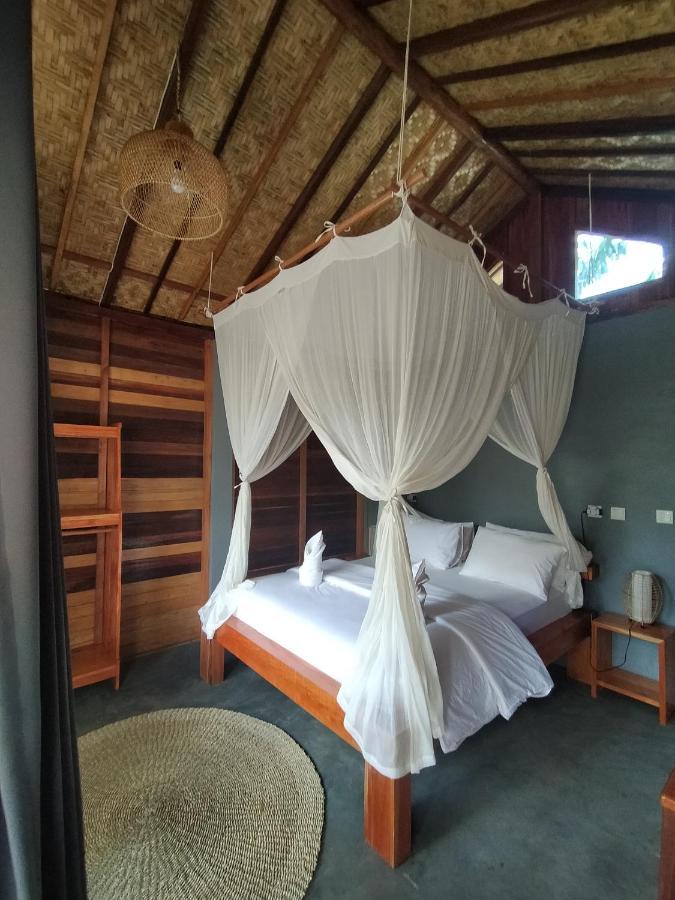 The Geckos Homestay Kelimutu Extérieur photo